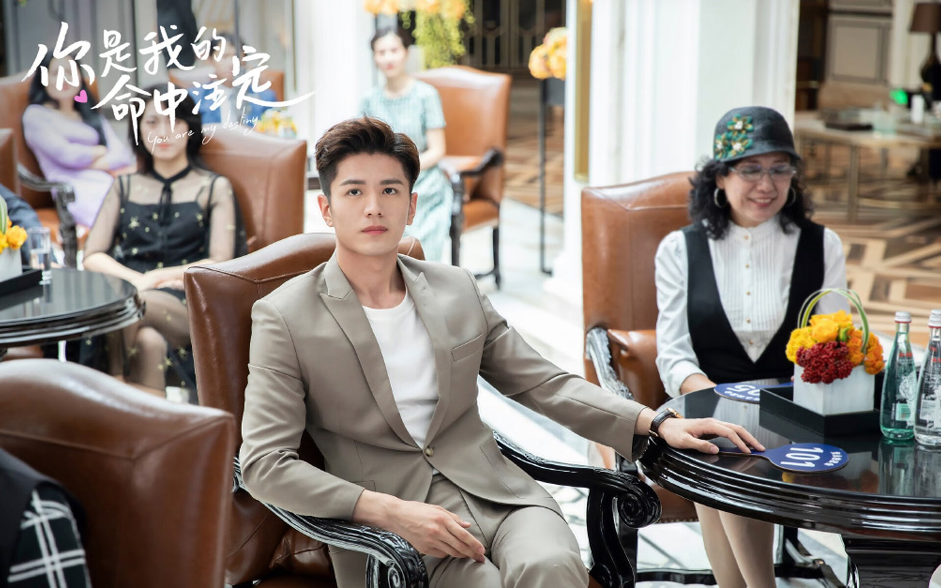 开云·体育全站登录地址-【比赛现场揭秘】裁判怎样判罚犯规？规则细节视频拆解，裁判怎么判罚