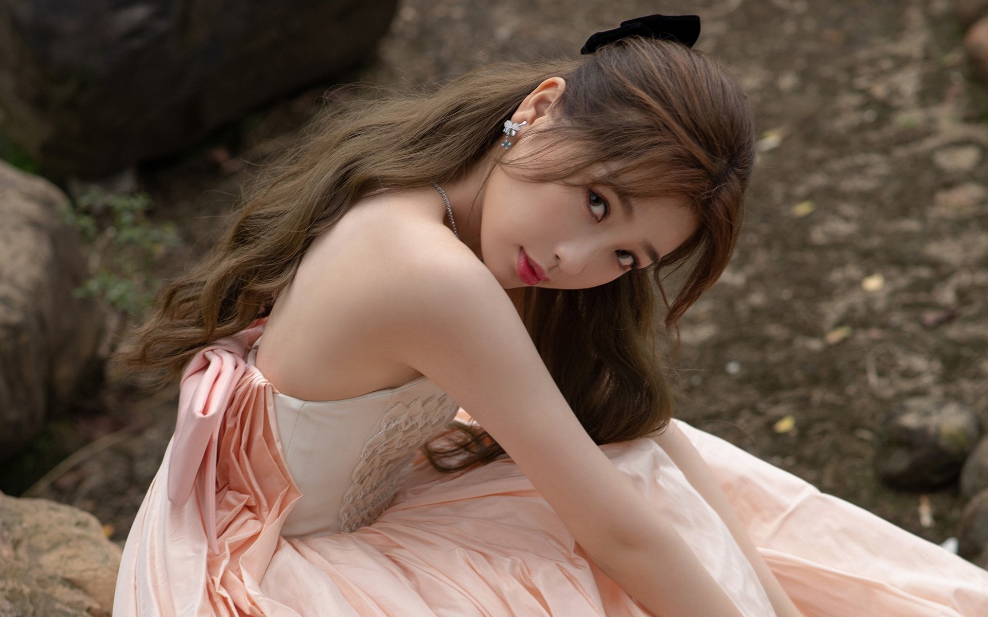 雷恩中场传球失误频繁，战阵需重整，雷恩ds